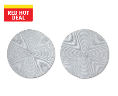 Huntington Home 2 Pack Indoor/Outdoor Round Placemat Set