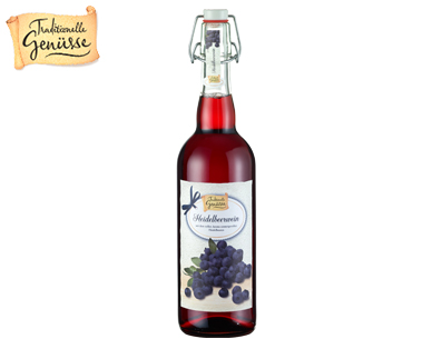 Traditionelle Genüsse Fruchtwein in der Bügelflasche