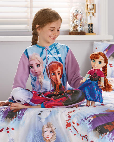 Anna Frozen Doll & Tea Set