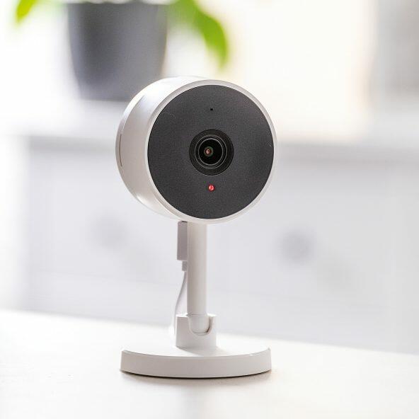 CONNECTED HOME(R) 				Caméra d'intérieur intelligente