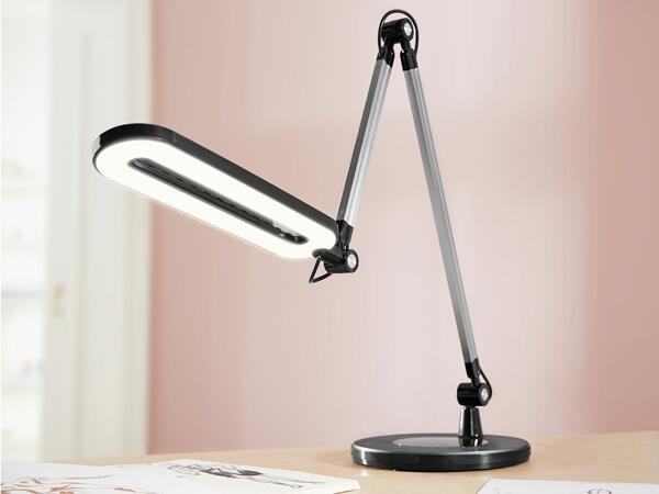 Lámpara LED de sobremesa con brazo articulado
