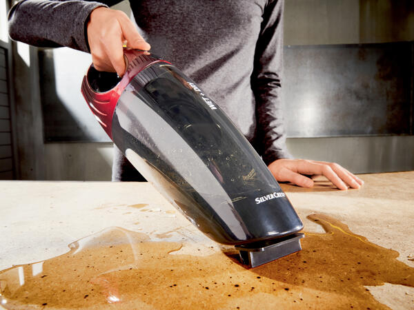Wet and Dry Hand-held Vacuum Cleaner