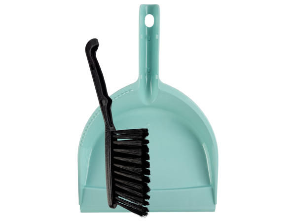 Assorted Cleaning Accessories