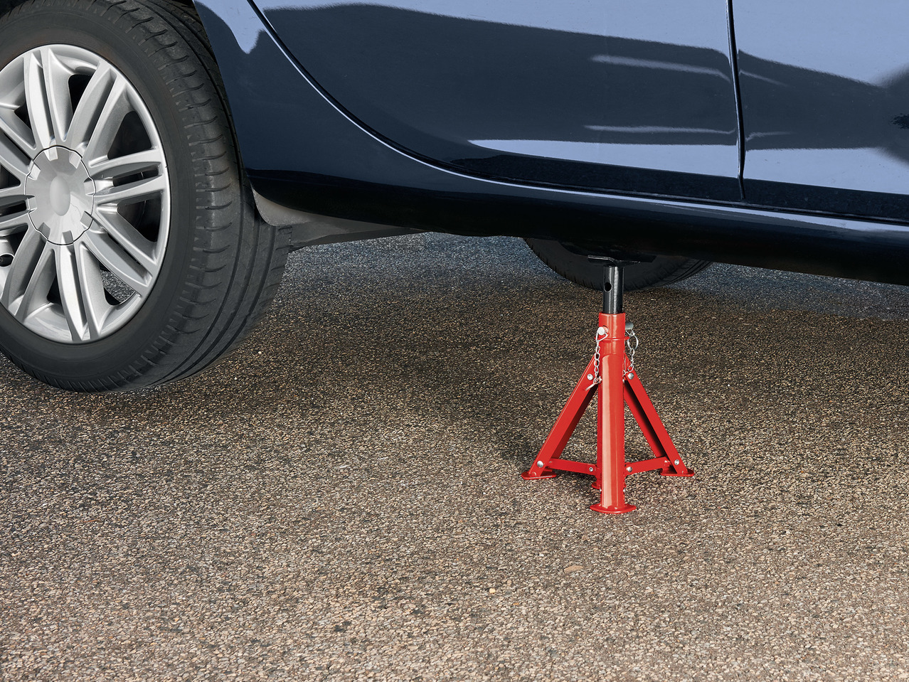 Ultimate Speed 2-Tonne Axle Stands1