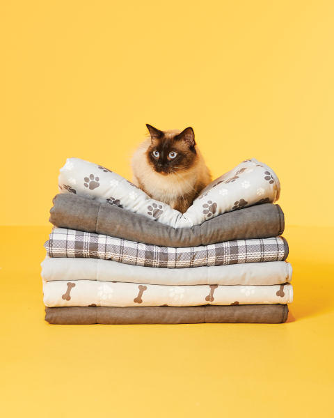 Charcoal Cosy Pet Blanket