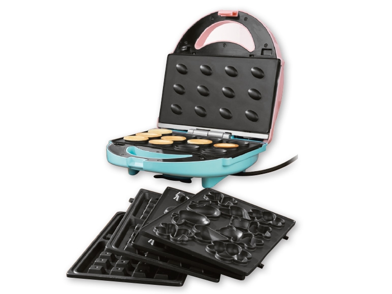 SilverCrest(R) 750W Waffle Maker with Interchangeable Plates