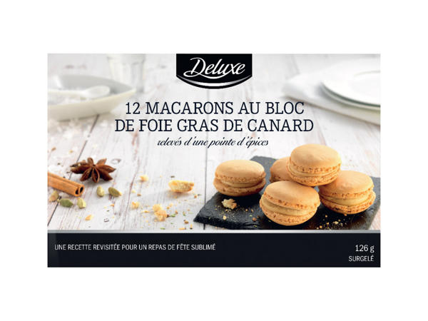12 macarons au bloc de foie gras de canard