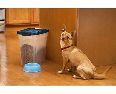 Heart to Tail Pet Food Container