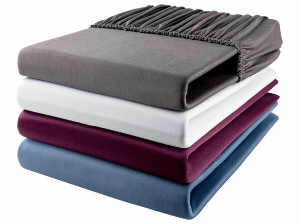 Microfibre Fitted Sheet