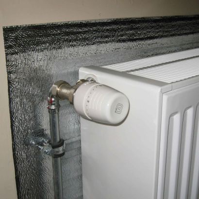 Feuille isolante pour radiateurs