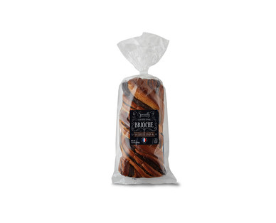 Specially Selected Chocolate Lovers or Cinnamon Brioche
