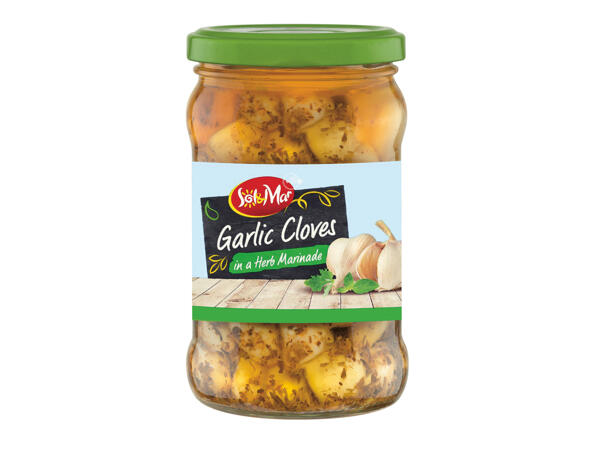 Pickled Garlic Segments
