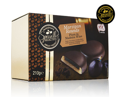 SPECIALLY SELECTED MARZIPAN ROUNDS 210G