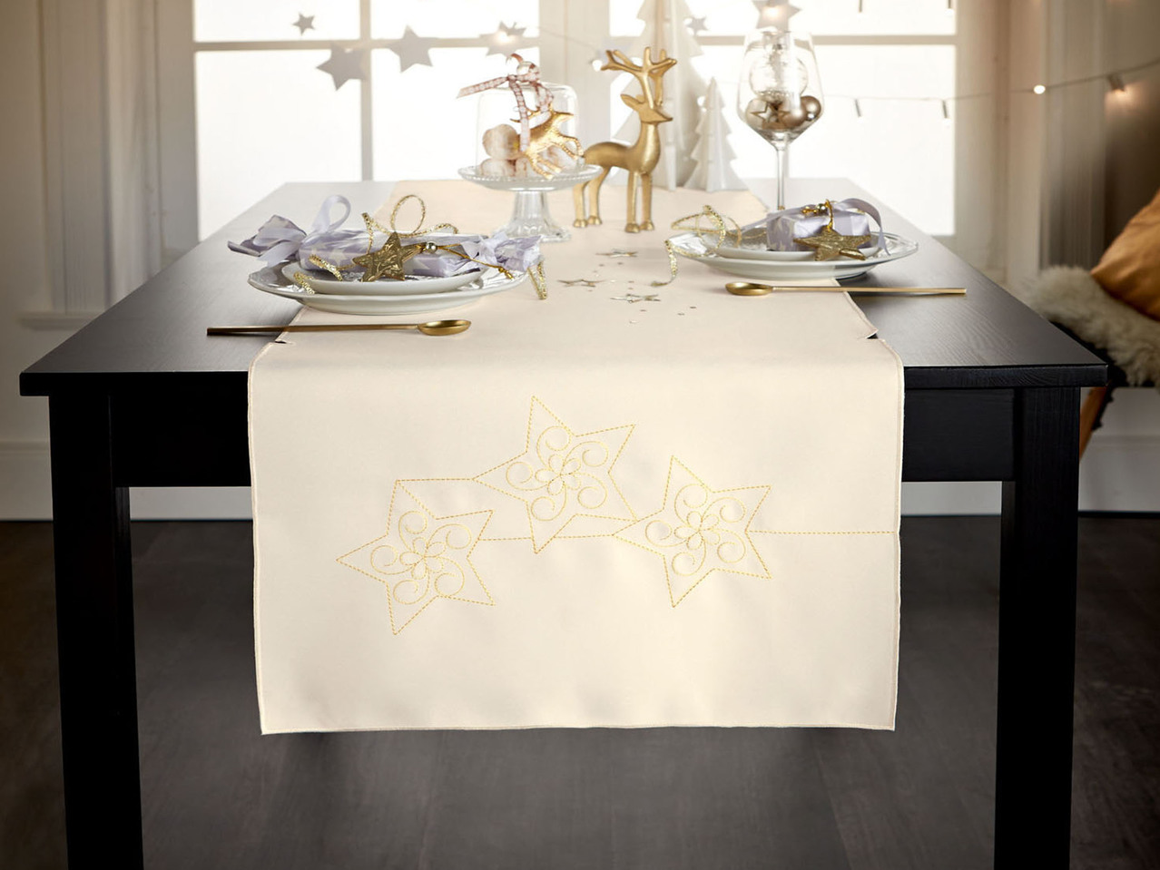 Christmas Tablecloth or Runner