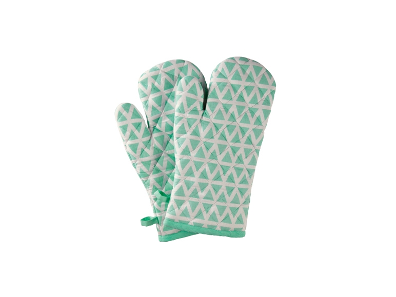 Oven Gloves or Double Glove