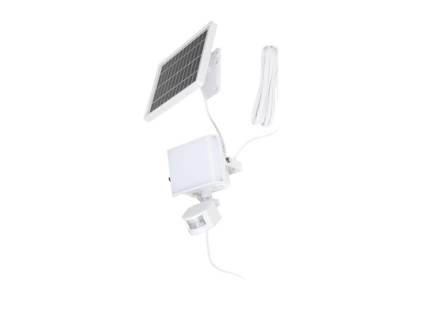 Livarno Lux LED Solar Spotlight1