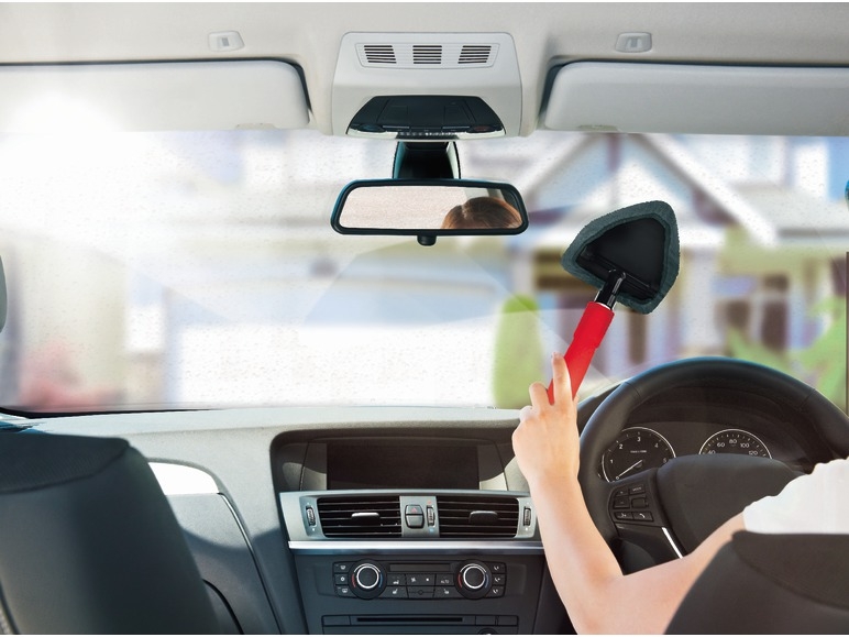 Car interior Windscreen Cleaner