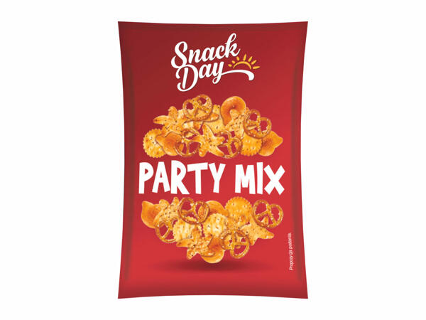 Party Mix Crackers