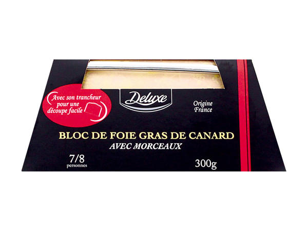 Bloc de foie gras de canard avec morceaux