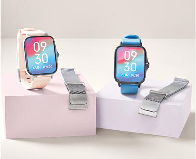 Smartwatch with Interchangeable Straps