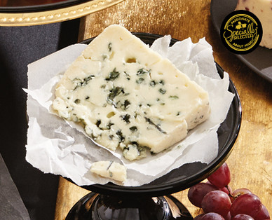SPECIALLY SELECTED FRENCH ROQUEFORT BLUE VEIN CHEESE 100G