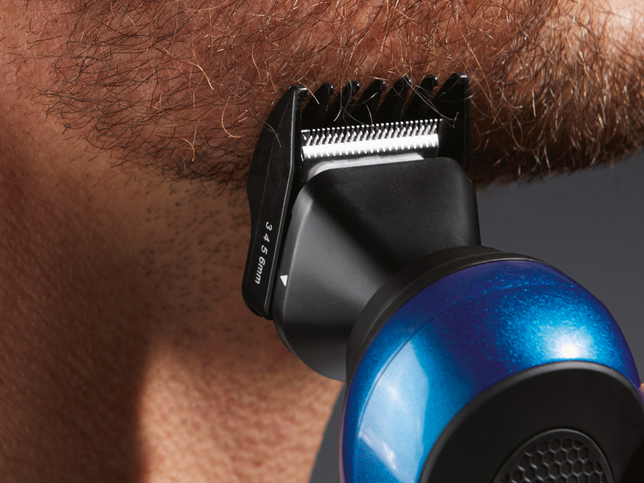 SILVERCREST(R) PERSONAL CARE Máquina de Barbear Rotativa