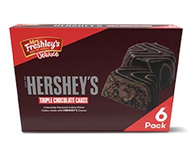 Mrs. Freshley's 
 Hershey's Triple Chocolate Cupcakes
