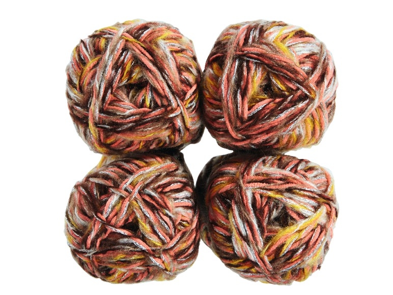 Gloss Knitting Yarn, 4 x 50g