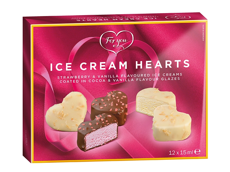 Praline de înghețată în formă de inimă