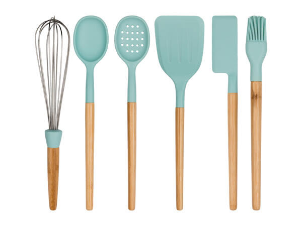 Kitchen Utensil in Silicone and Bamboo