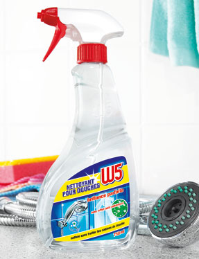 Spray nettoyant pour douche