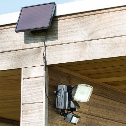 Spot LED à panneau solaire et capteur