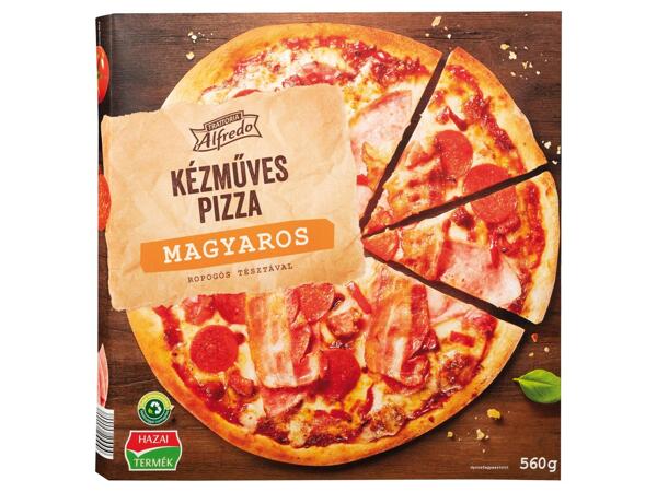 Magyaros pizza*