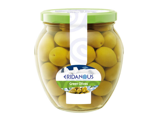 Gröna oliver med kärnor