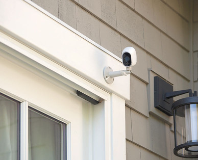 NETGEAR Arlo Smart Home – Kabelloses Sicherheitssystem mit 3 HD-Kameras (VMS 3330)