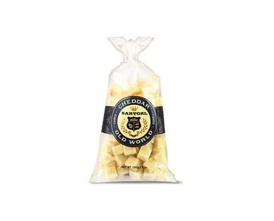Sartori Merlot BellaVitano & Old World Cheddar Cheese Cubes