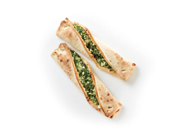 Plait with Spinach and Feta Cheese