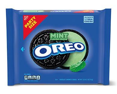 Nabisco 
 Party Size Oreo Golden Double Stuf or Mint