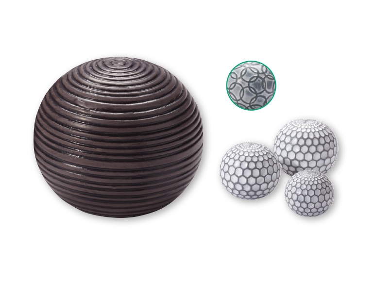 Melinera Decorative Ceramic Sphere