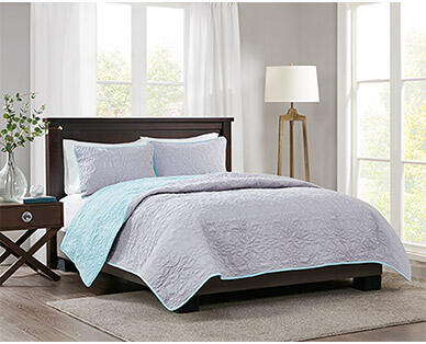 Huntington Home Embroidered Quilt Set
