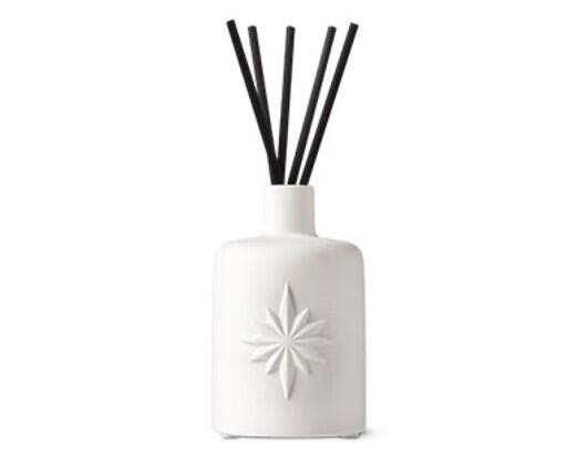 Huntington Home 
 Modern Farmhouse Reed Diffuser Collection