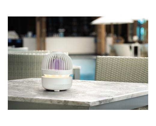 Gardenline 
 2-in-1 Portable Zapper and Accent Light
