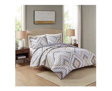 Huntington Home 
 Embroidered Quilt Set