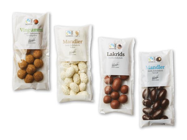 Fairtrade vingummi, mandler og lakrids med chokolade
