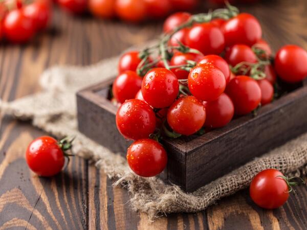 Cherry Stem Tomatoes +50% Free