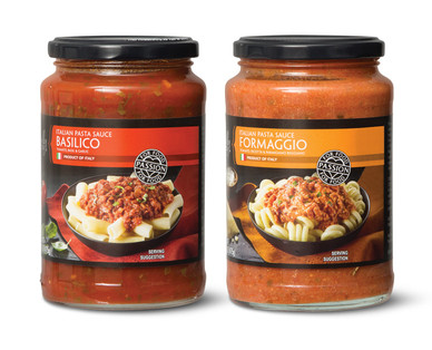 Specially Selected Premium Italian Pasta Sauce