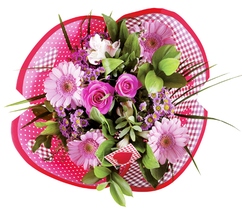 Bouquet avec décorations Saint-Valentin