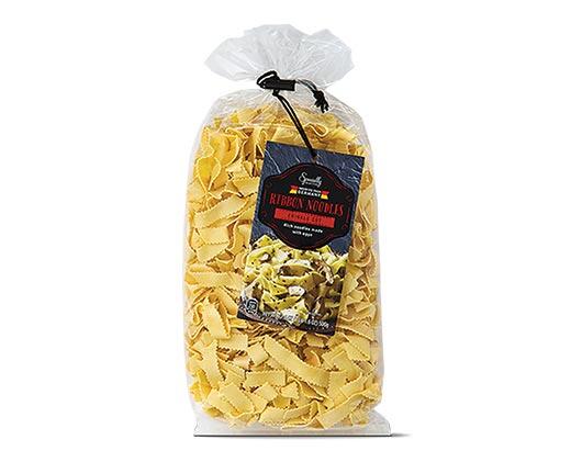 Specially Selected 
 Ribbon Noodles Traditional or Crinkle